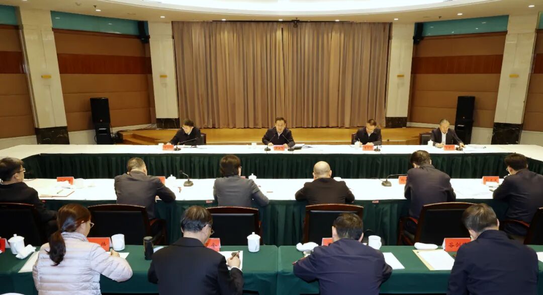 梁言顺强调：深入学习贯彻党的二十届四中全会精神和习...